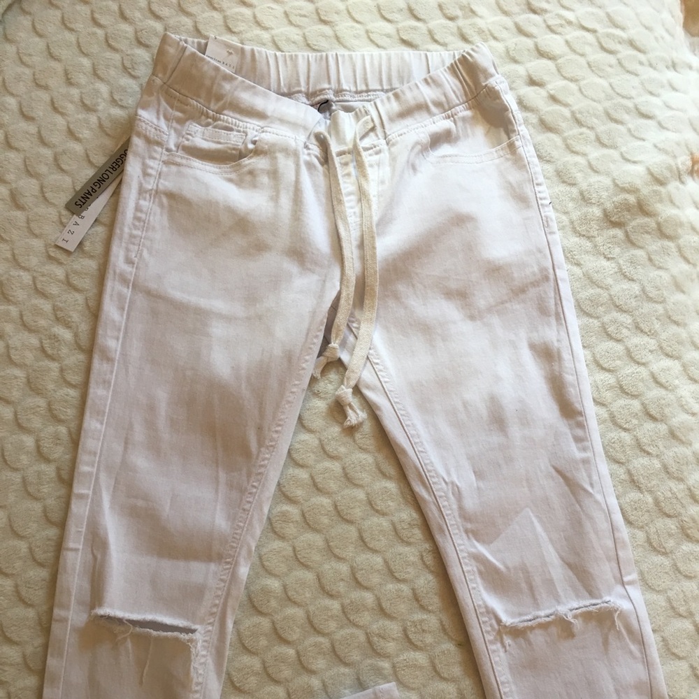 Briana white jogger pants/jeans